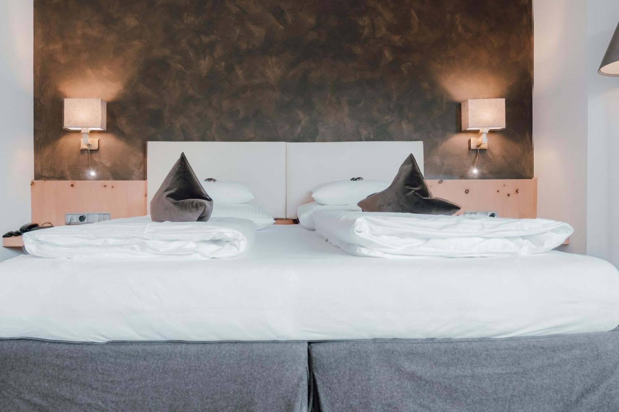 Residence Hotel Alpinum Campo Tures Buitenkant foto